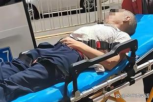 Báo chí nước ngoài tiết lộ: Cựu viện trợ Hà Bắc Lạp Duy Tề tháng trước cố gắng lấy kéo tự hại mình, bị thương được đưa đến bệnh viện